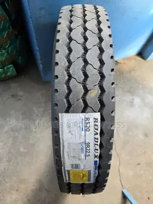 9 R22. 5 Roadlux Tires (Highway)