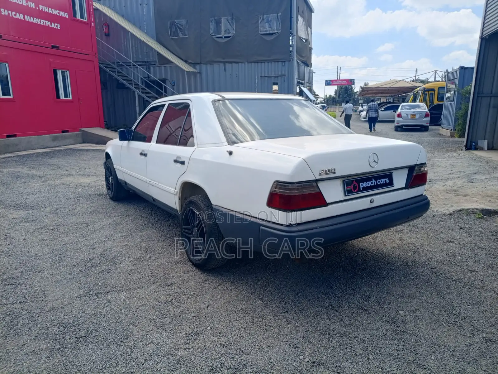 Mercedes-Benz E200 1986 White
