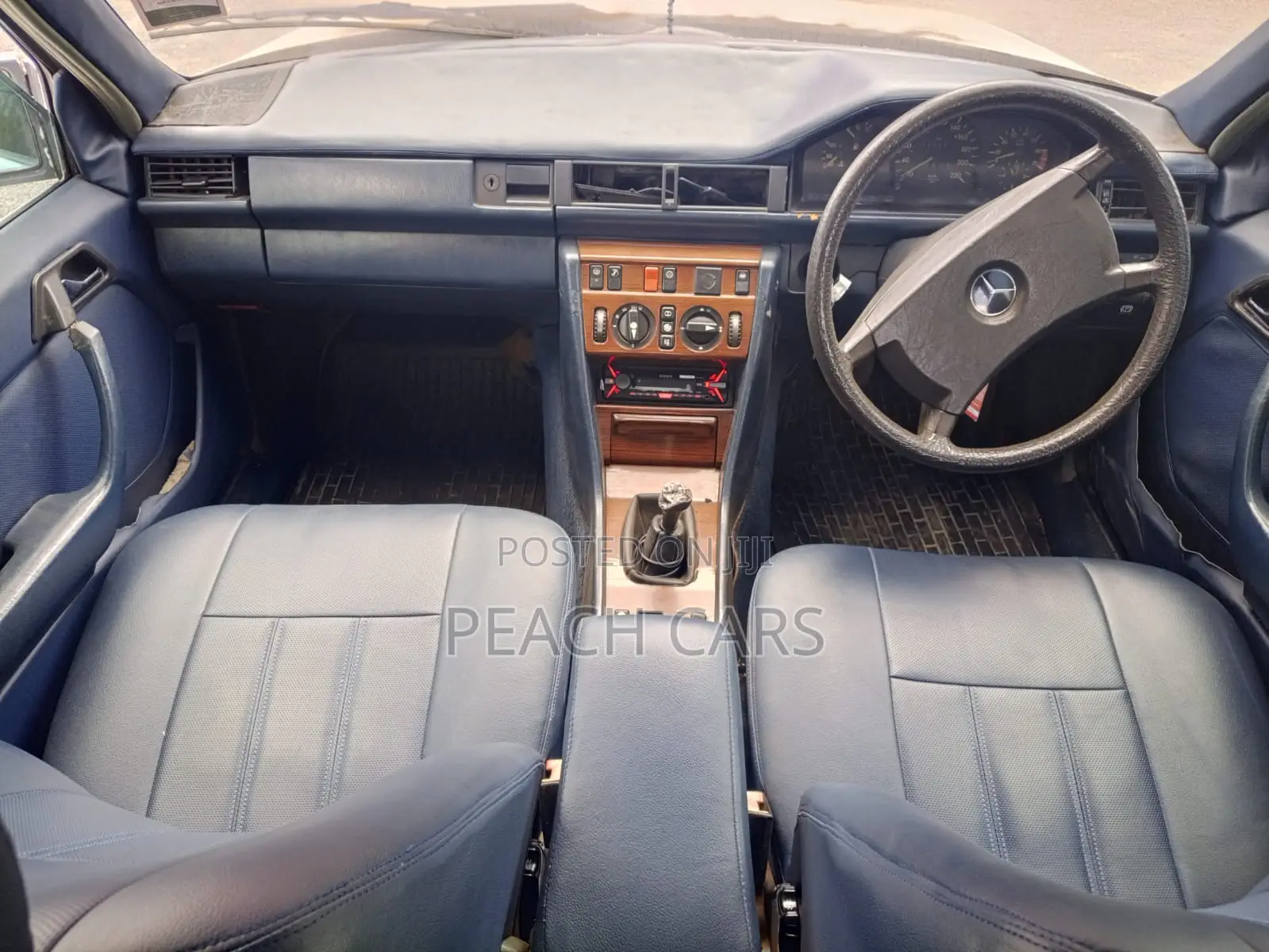 Mercedes-Benz E200 1986 White