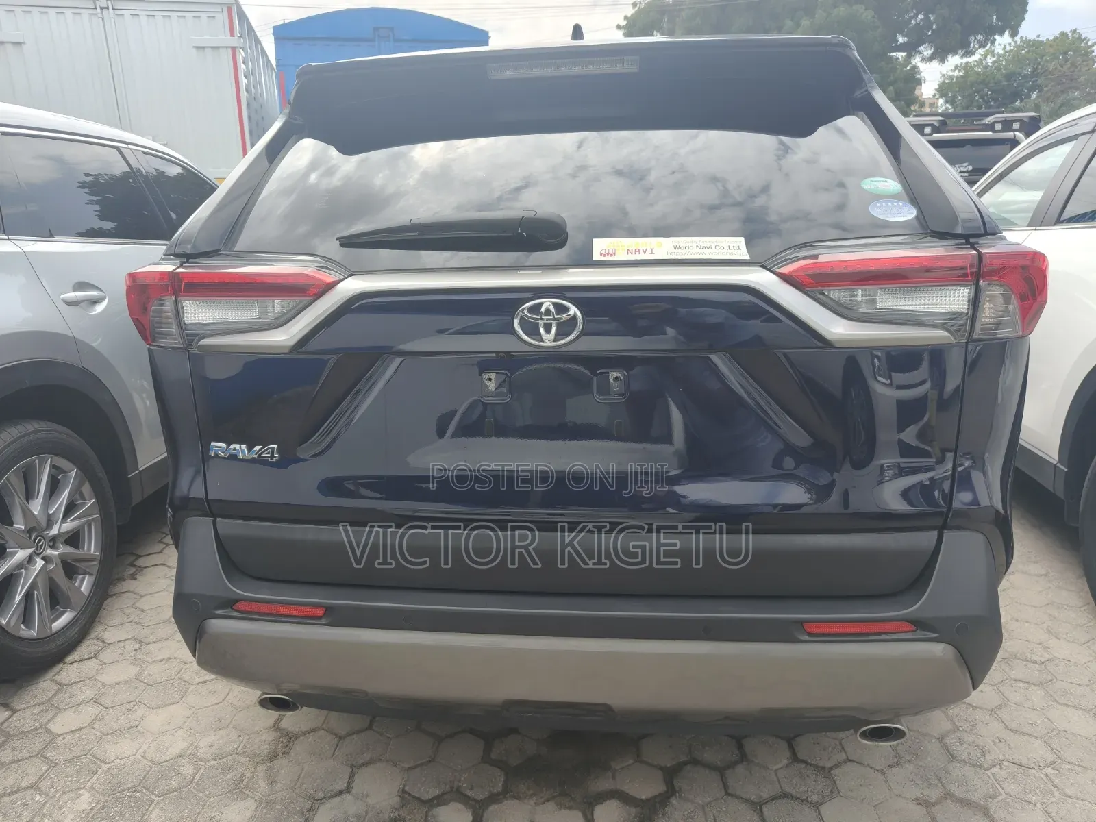 Toyota RAV4 2020 Blue