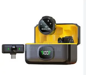 C C DC-M4 Plug Play Wireless Microphone With Charging Case