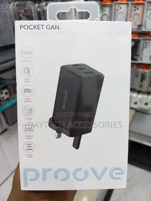 Proove Pocket GaN Charger Max 100W (2 Type-C + USB)