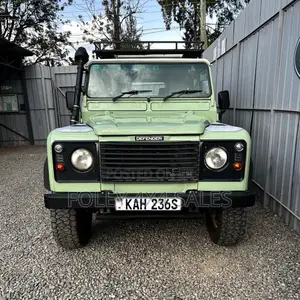 Land Rover Defender Station AWD 1997 Green