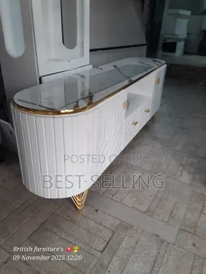 White Oval TV Stand TV Stand