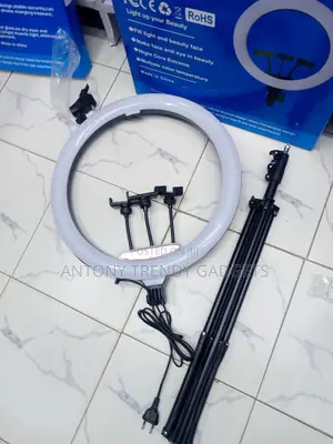 LJJ-45 Studio Ring Light for YouTube, TikTok Photography