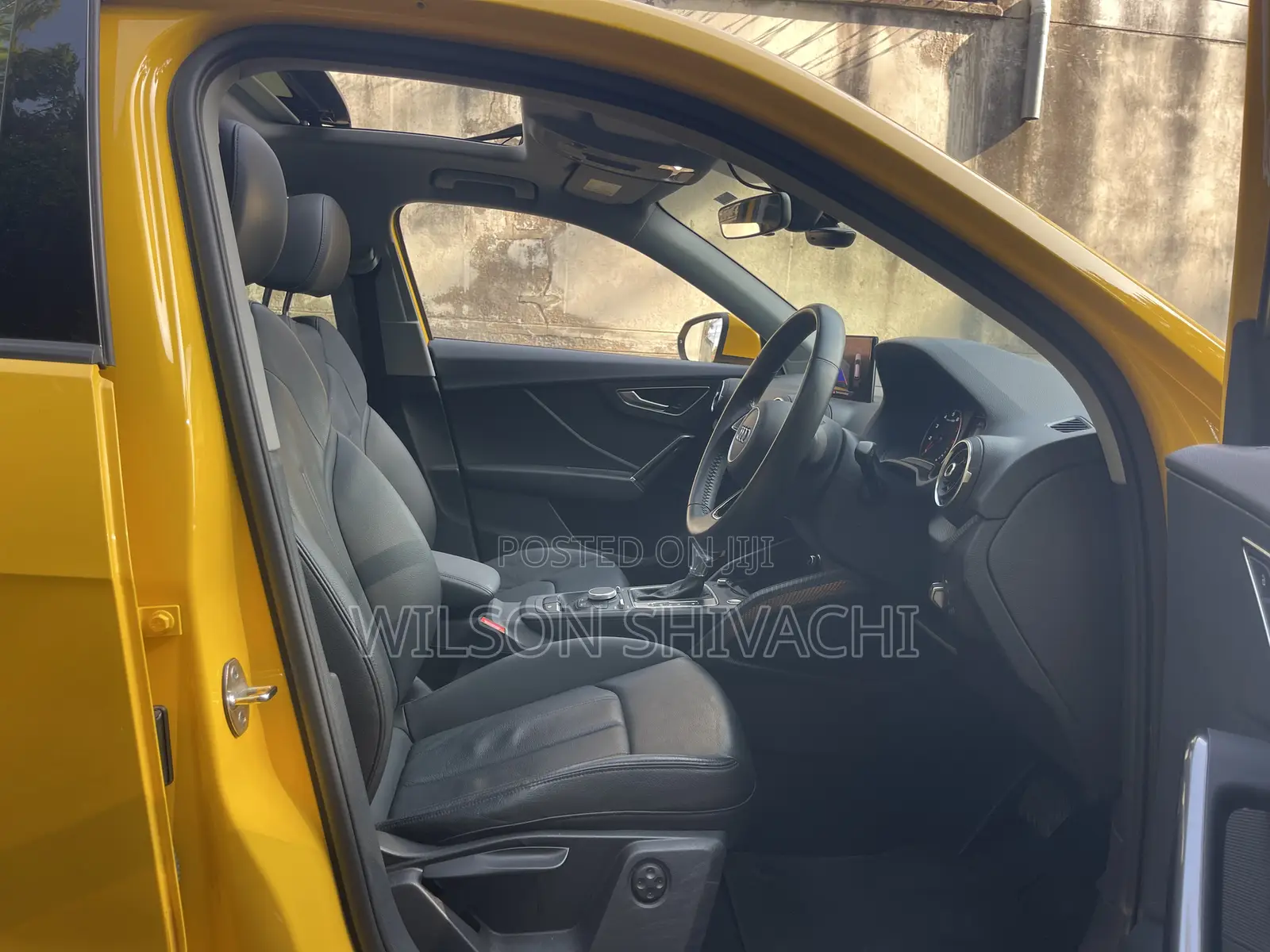Audi Q2 2019 Yellow
