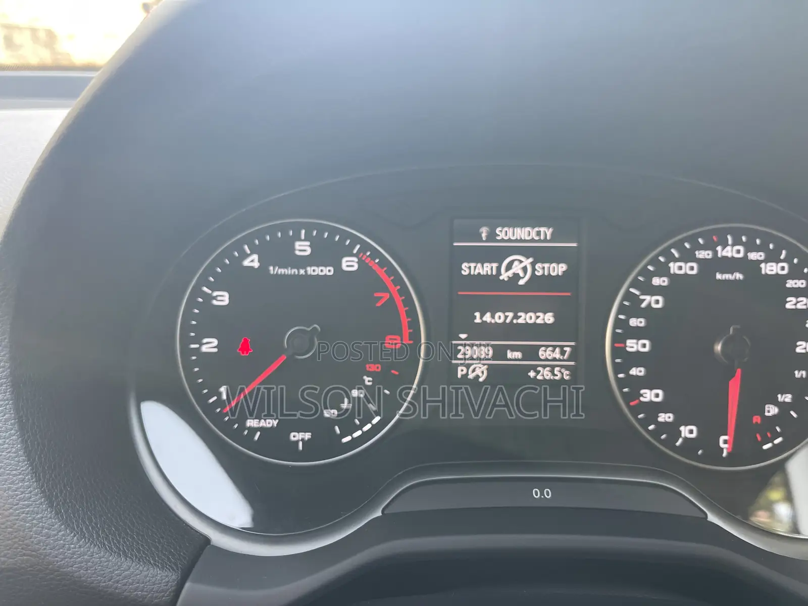 Audi Q2 2019 Yellow