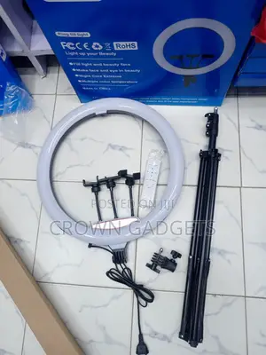 LJJ-45 Professional 18 Inch Ring Light With 3 Phone Holders