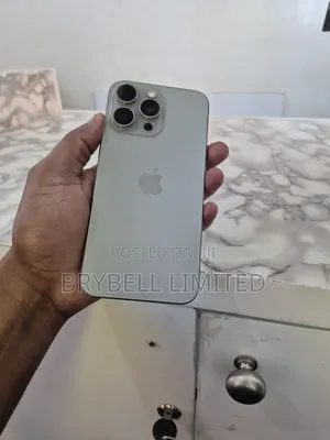 Apple iPhone 15 Pro Max 256 GB Gray