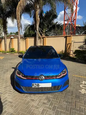 Volkswagen Golf 2017 Blue