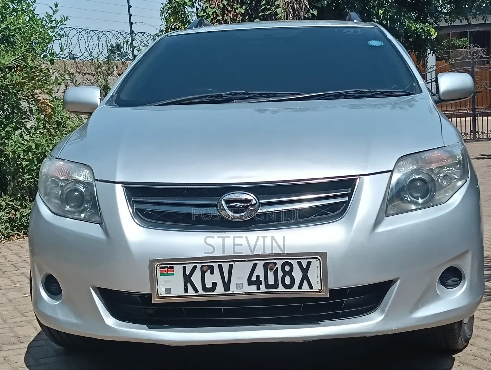 Toyota Corolla Fielder 2012 Silver