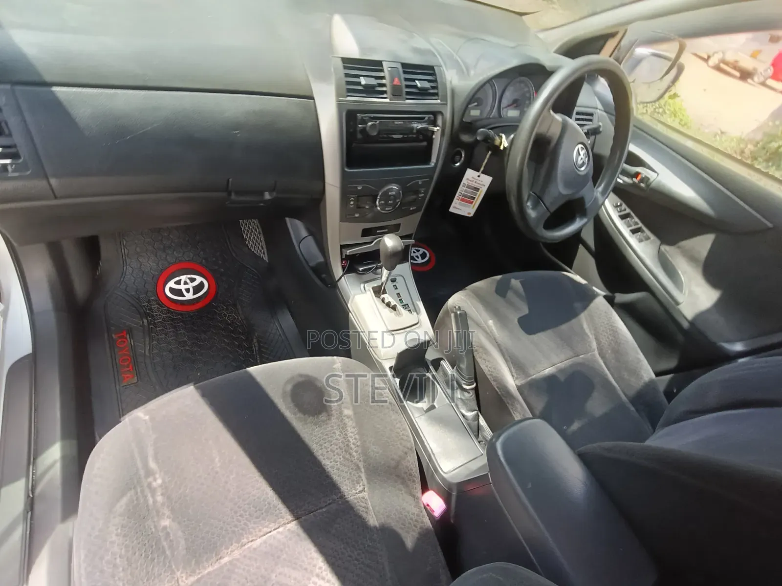 Toyota Corolla Fielder 2012 Silver