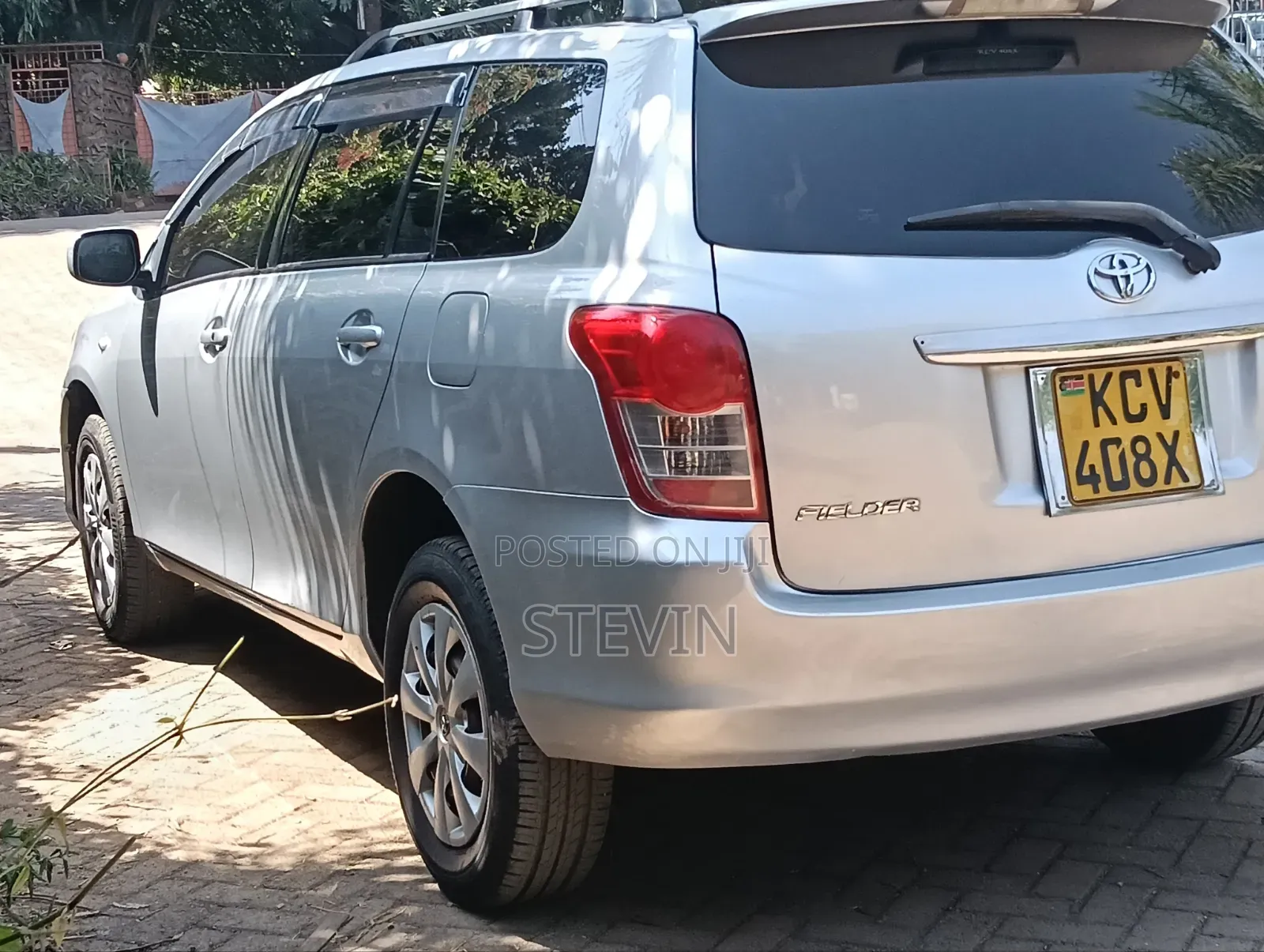 Toyota Corolla Fielder 2012 Silver