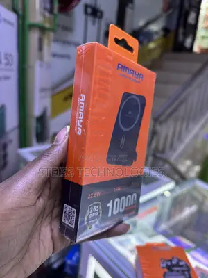 Amaya Wireless Powerbank.