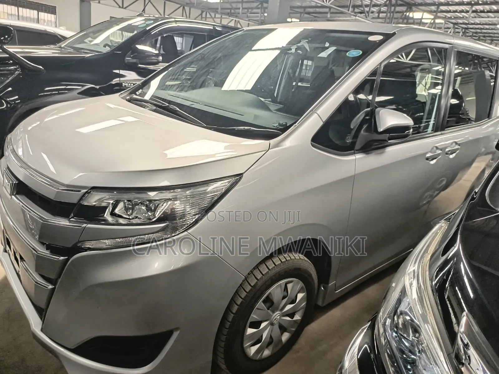 Toyota Noah 2020 Silver