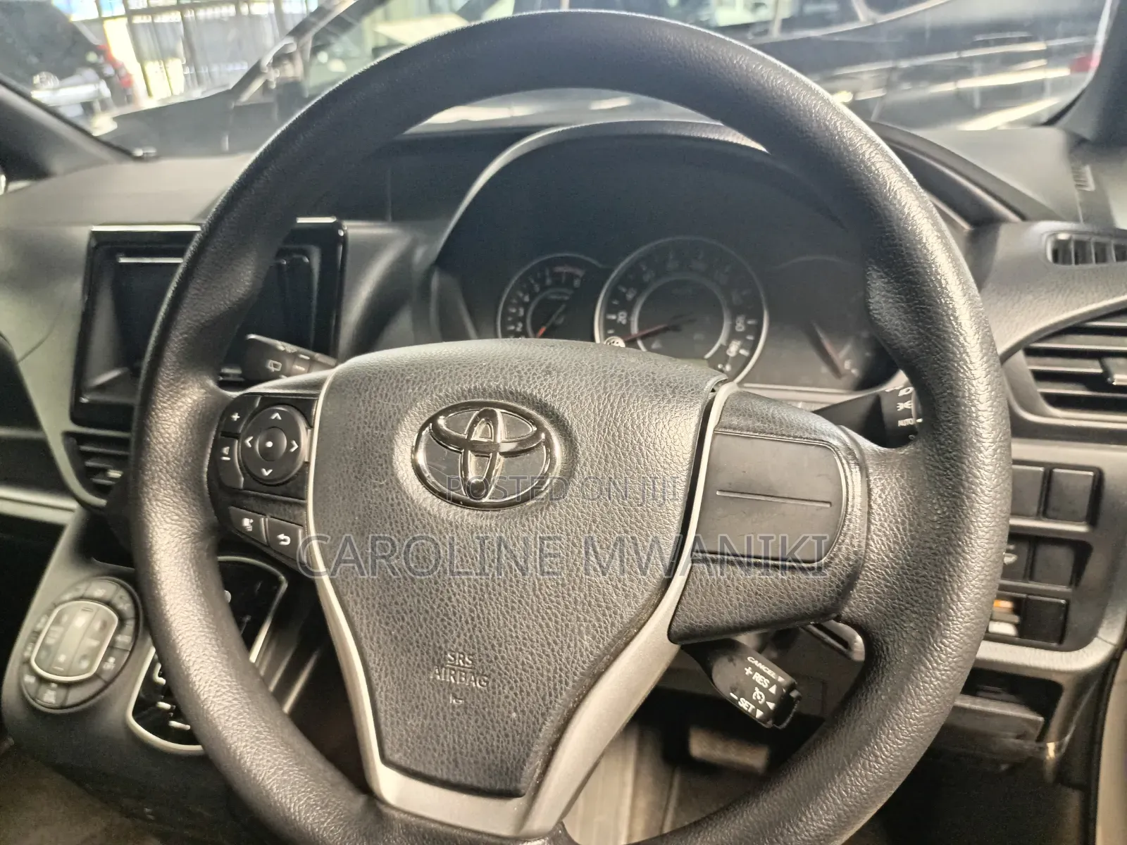 Toyota Noah 2020 Silver