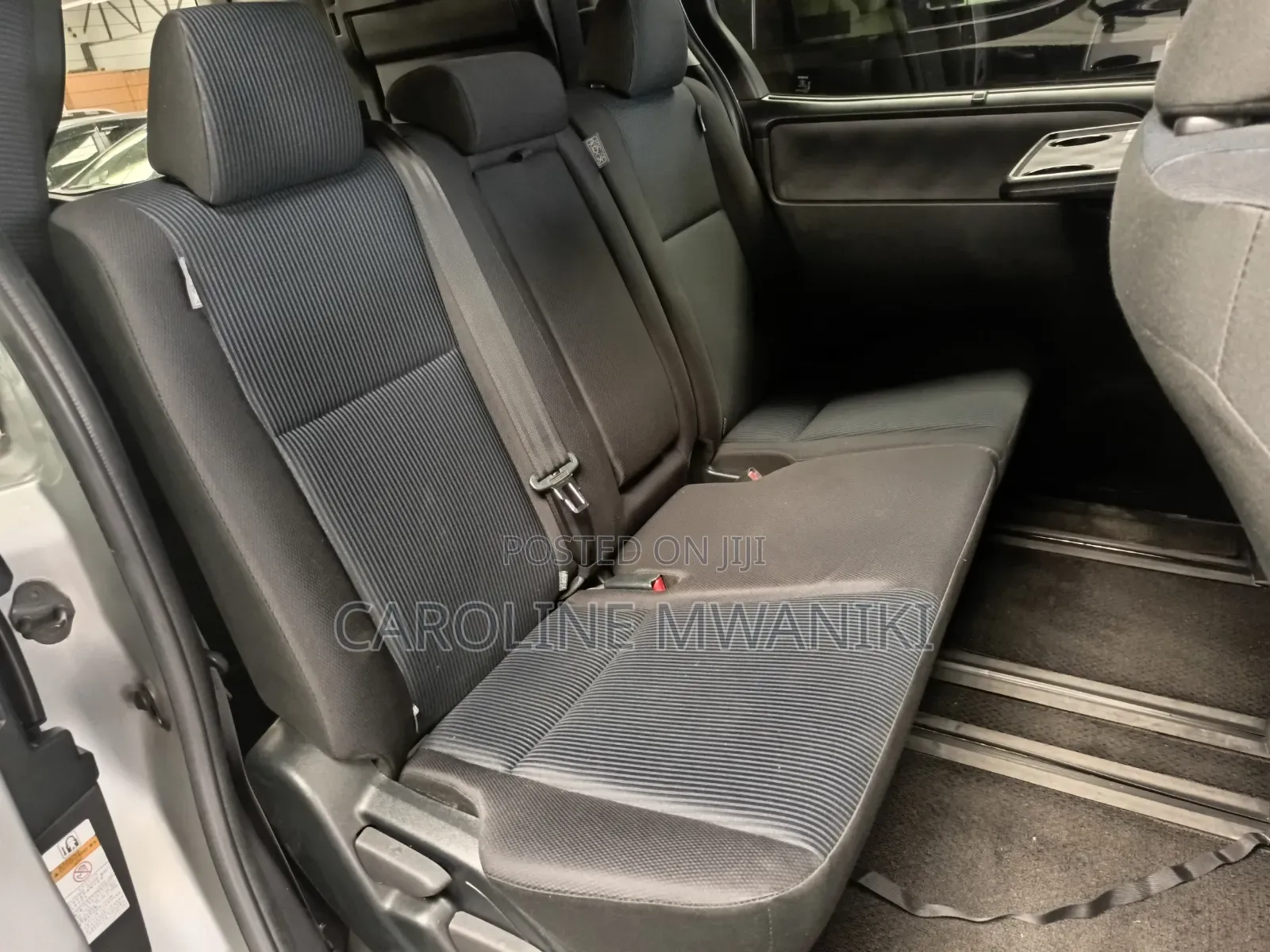 Toyota Noah 2020 Silver