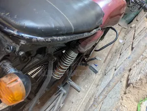 Bajaj Boxer 100 2018 Red