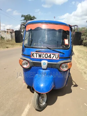 Piaggio 2020 Blue