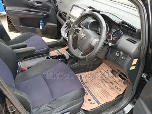 Toyota Wish 2014 Black