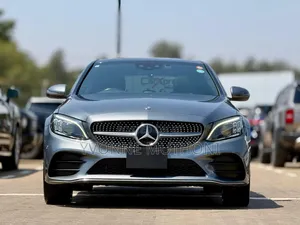 Mercedes-Benz C200 2020 Gray