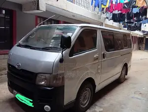 Toyota HiAce 2007 Silver
