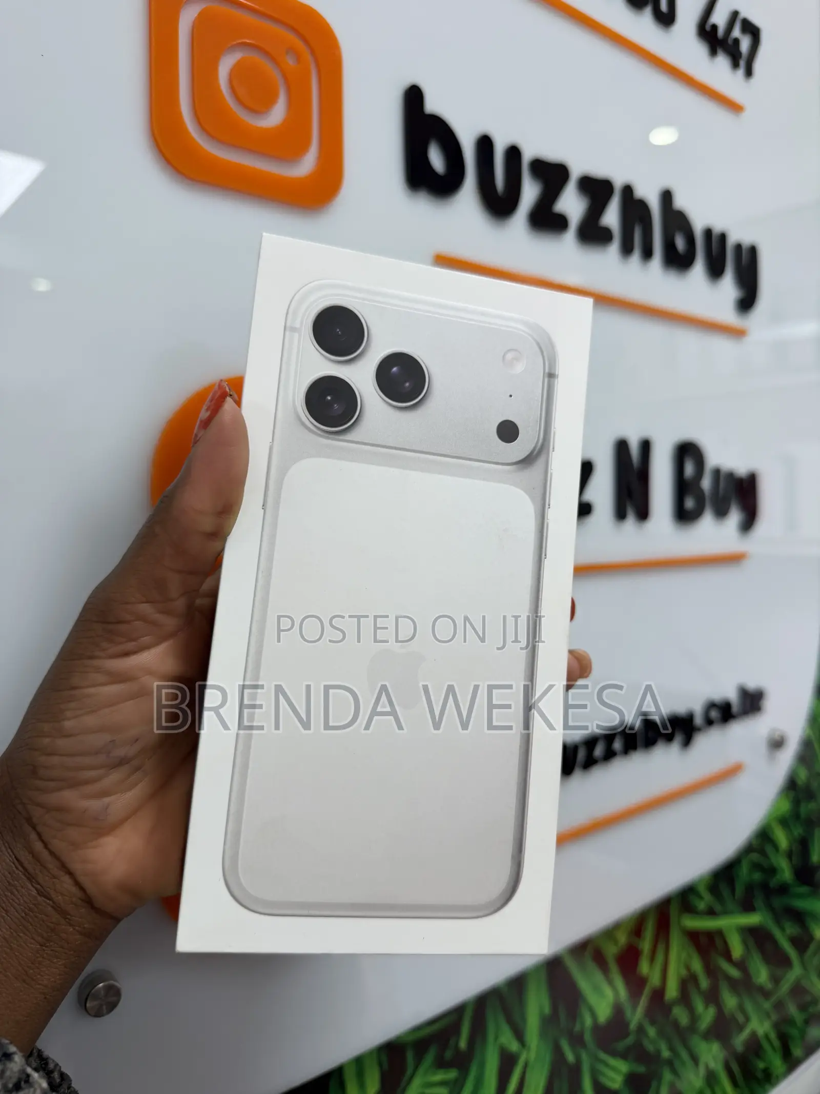 New Apple iPhone 17 Pro Max 256 GB Silver