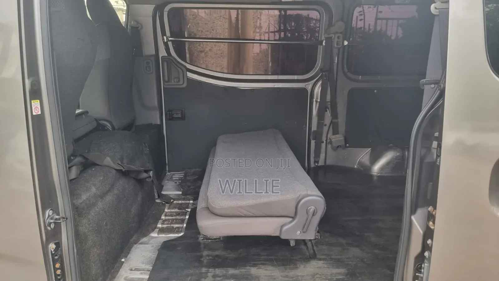 Nissan Caravan (Urvan) 2016 Grey
