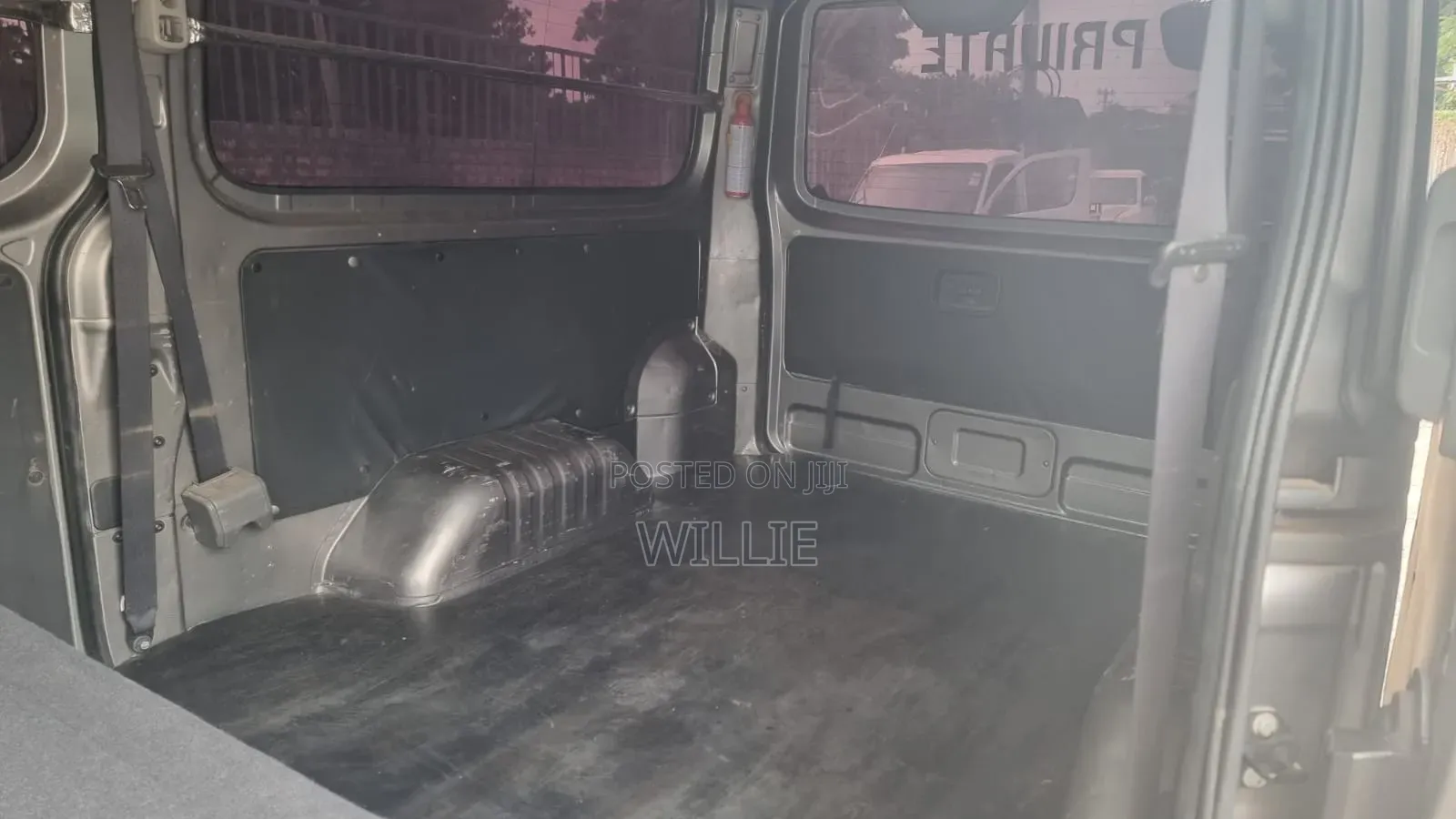 Nissan Caravan (Urvan) 2016 Grey
