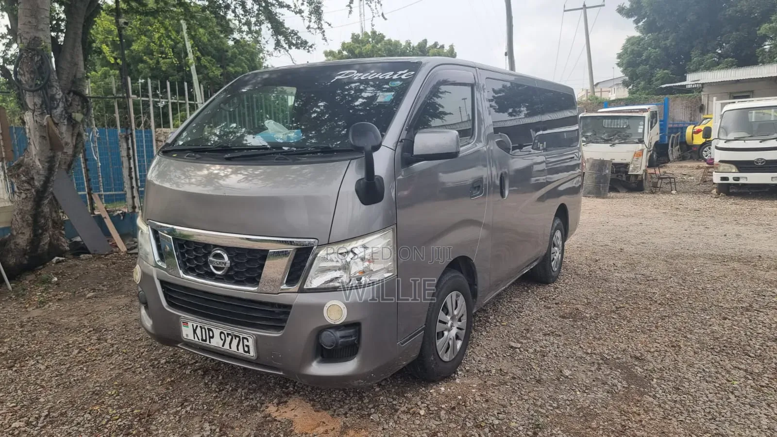 Nissan Caravan (Urvan) 2016 Grey