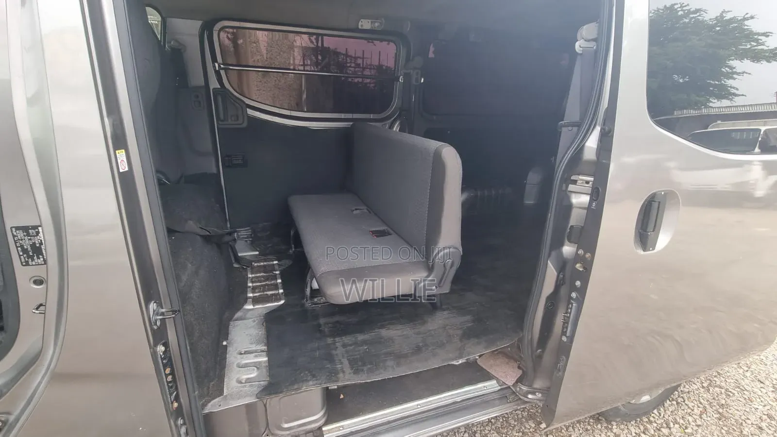 Nissan Caravan (Urvan) 2016 Grey