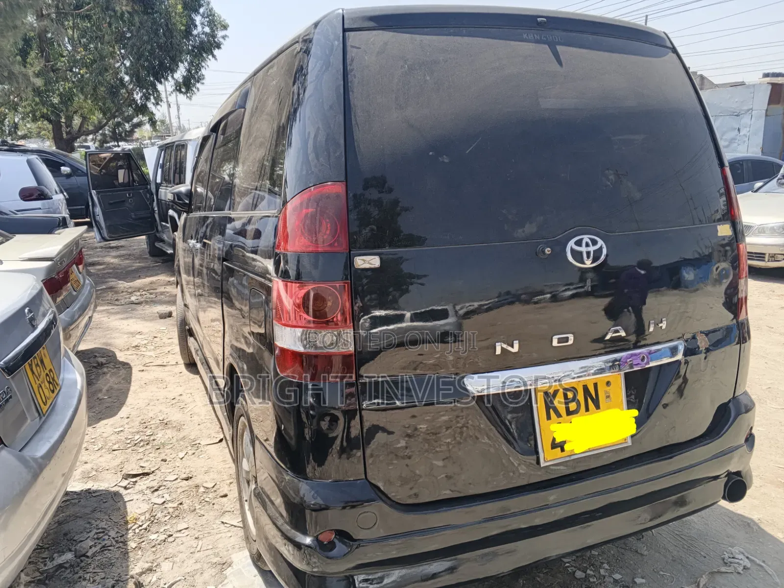 Toyota Noah 2008 Black