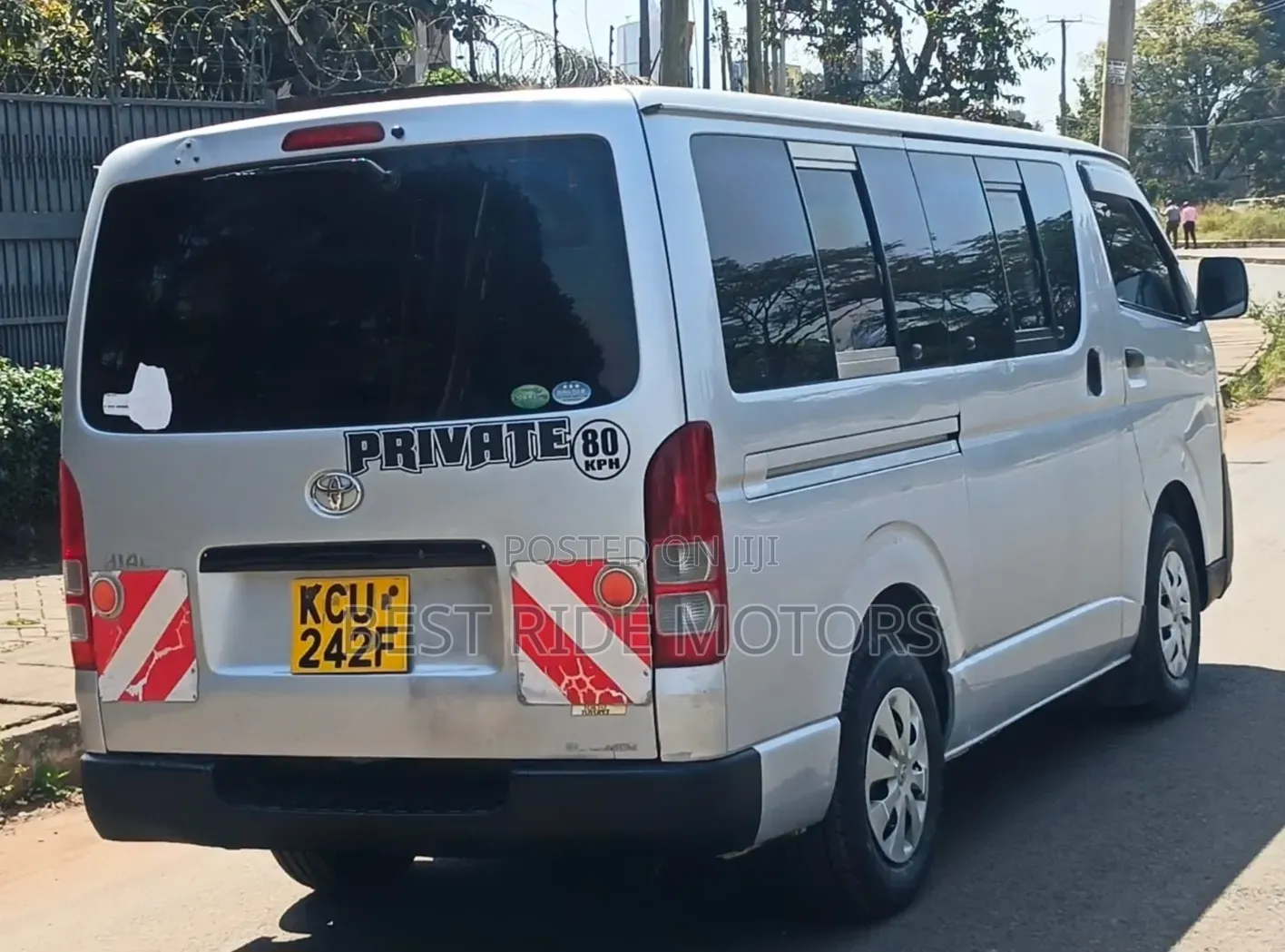 Toyota HiAce 2012 Silver