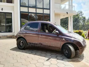 Nissan March 1.2 FWD 2005 Brown