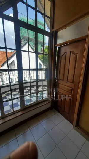 2bdrm Maisonette in Brookside, Raphta Road Area for rent