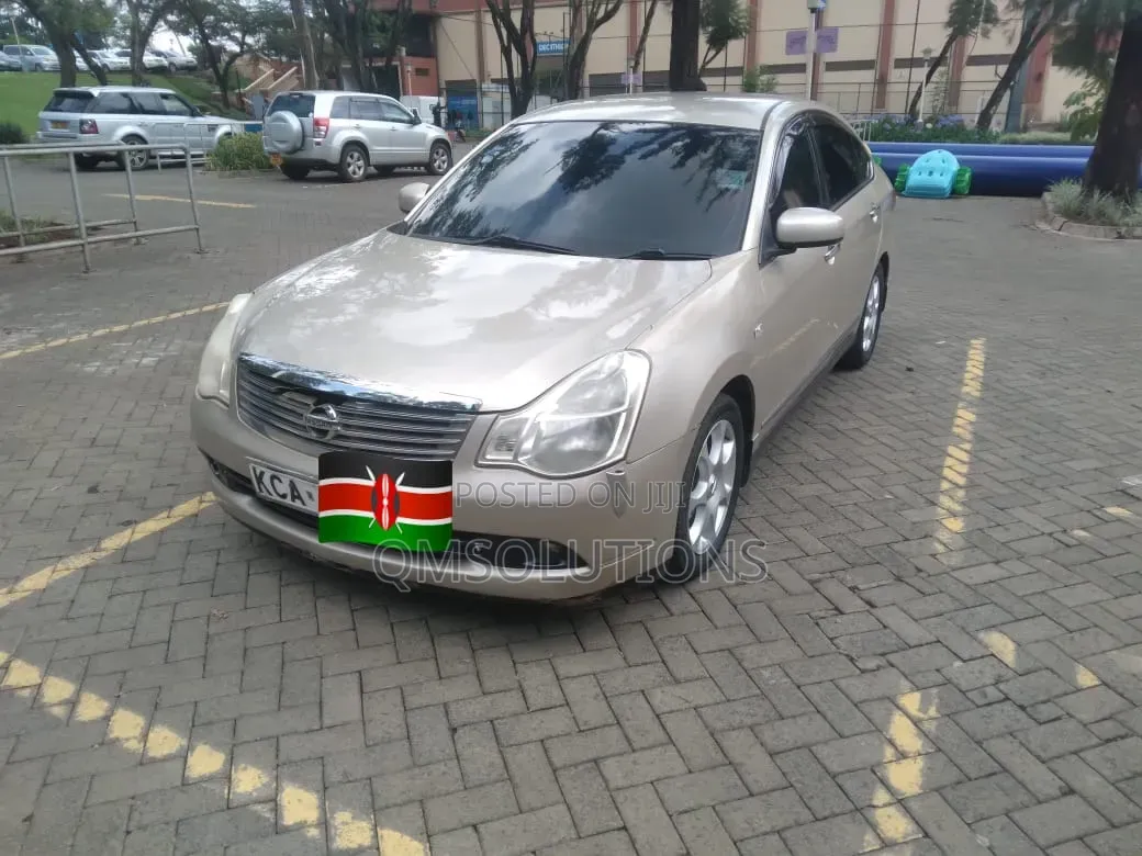 Nissan Bluebird 2008 Beige