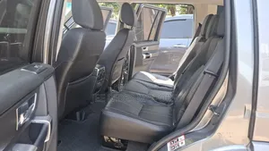 Land Rover Discovery 2012 Gray
