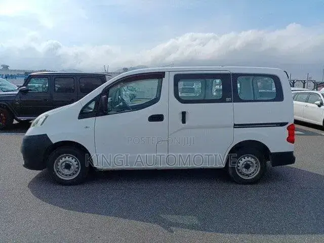 Nissan NP200 2019 White
