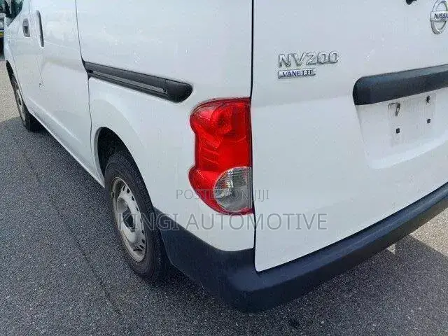 Nissan NP200 2019 White