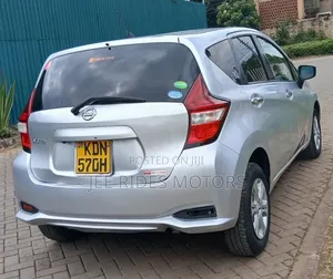 Nissan Note 2018 Silver