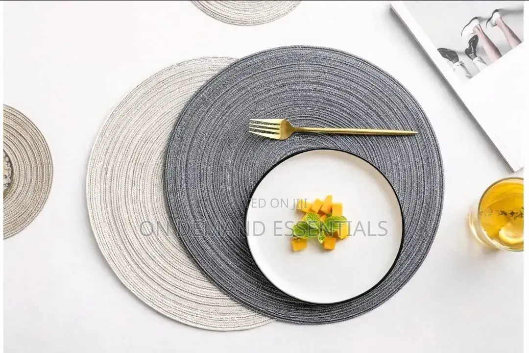 Elegant Round Woven Placemats Durable Washable