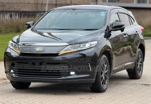 Toyota Harrier 2.0 2019 Black