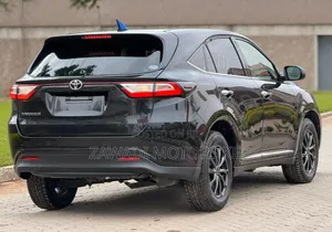 Toyota Harrier 2.0 2019 Black
