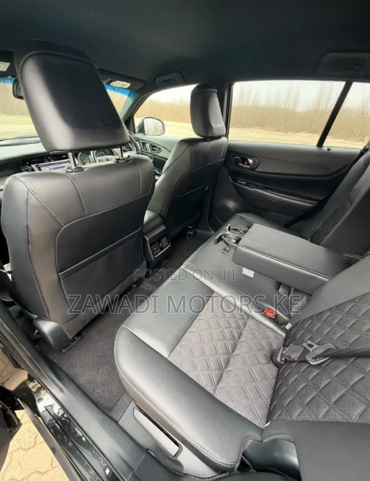 Toyota Harrier 2.0 2019 Black