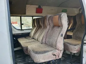 Toyota HiAce 2011 White