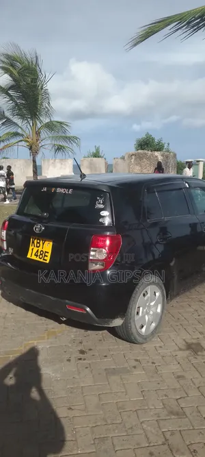 Toyota IST 2010 Black