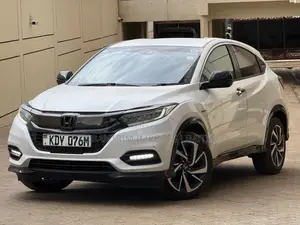 Honda Vezel 1.5 Hybrid 2WD 2020 White