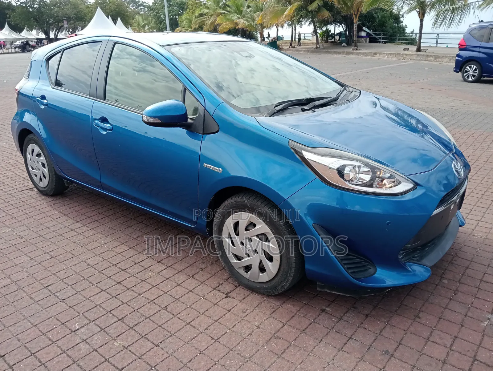Toyota Aqua 2018 Blue
