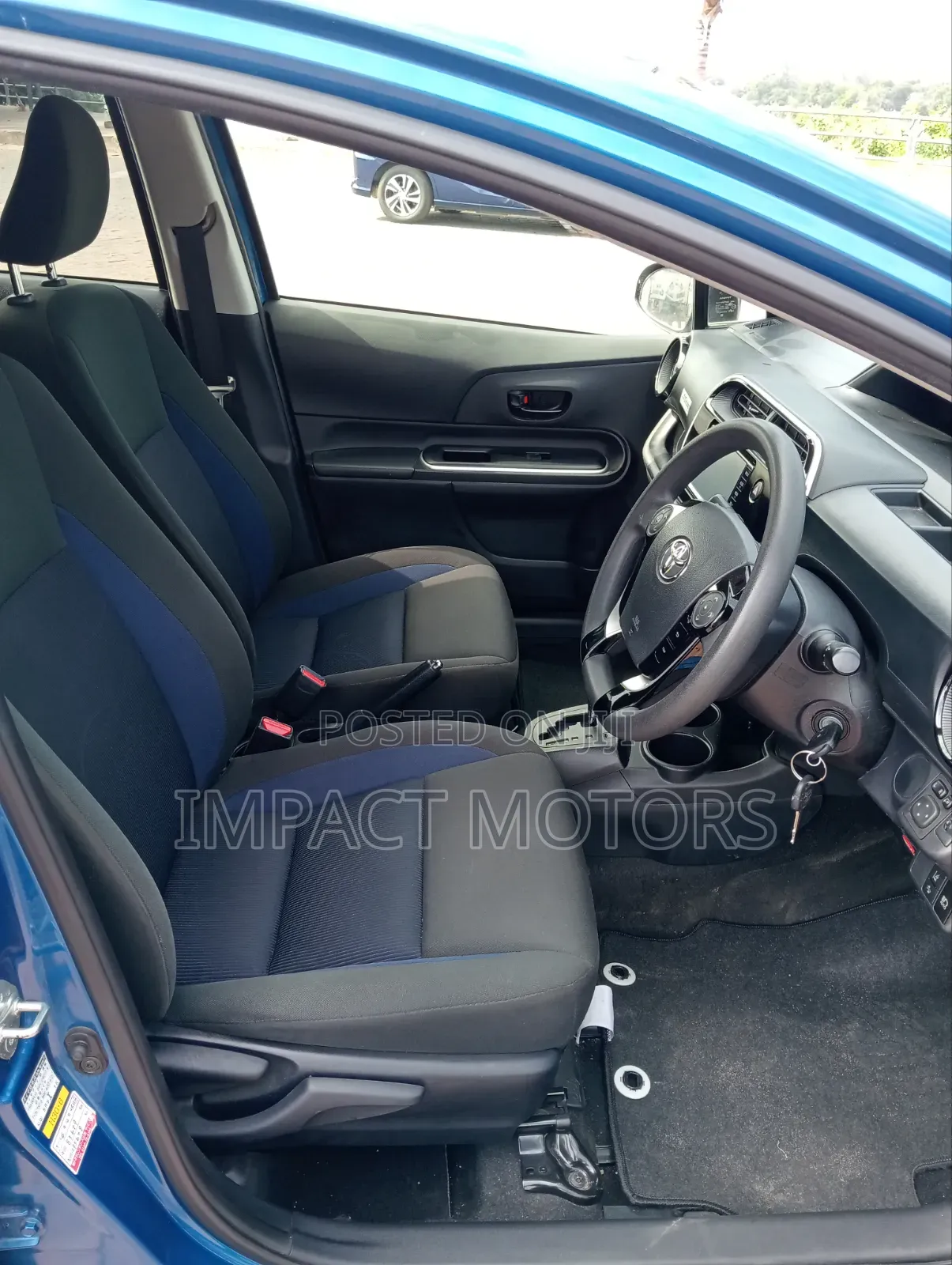 Toyota Aqua 2018 Blue