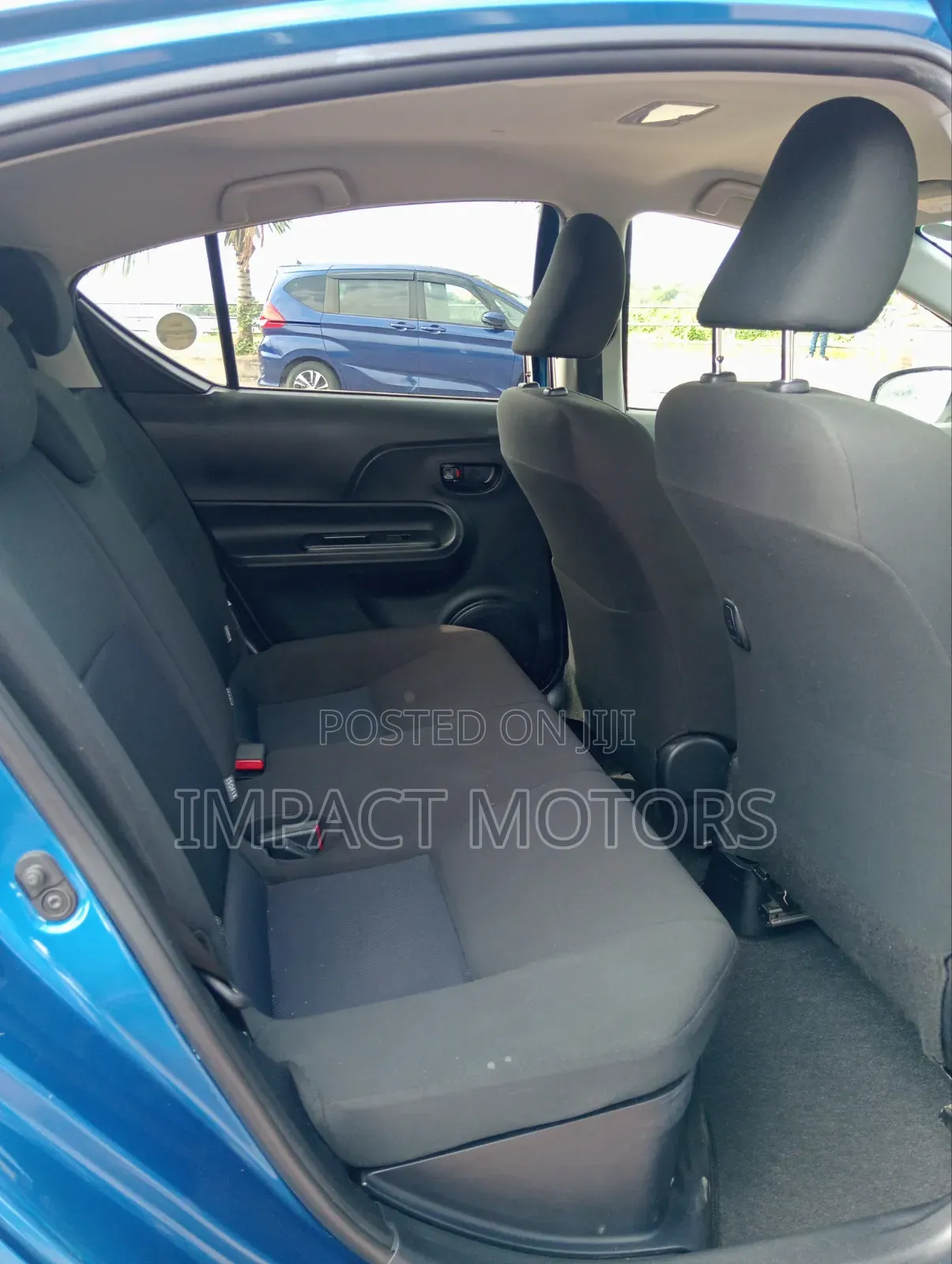 Toyota Aqua 2018 Blue